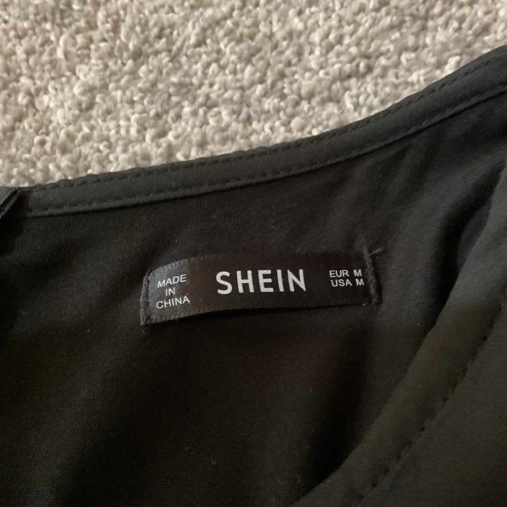 SHEIN Black and Gold Mini Dress - Picture 3 of 6